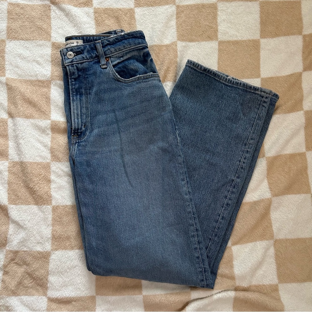 Abercrombie & Fitch Curve Love 90s Relaxed Jean